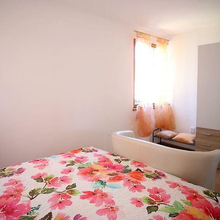 N&D Apartman Rovinj Kültér fotó